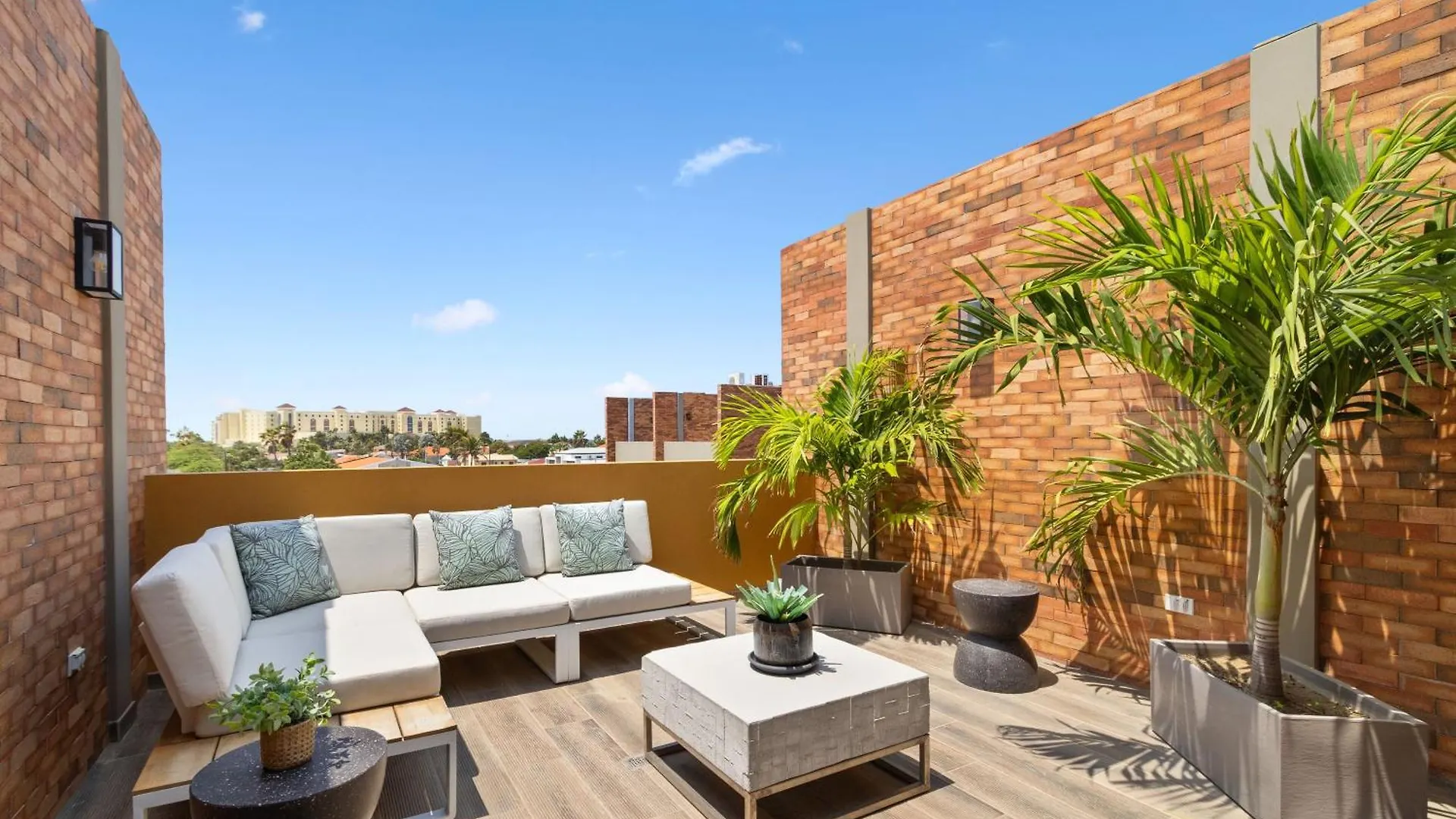 Apartment Bocobay Porta Al Sole - Luxury Condos 5 Min Walk To Ritz And Palm Beach