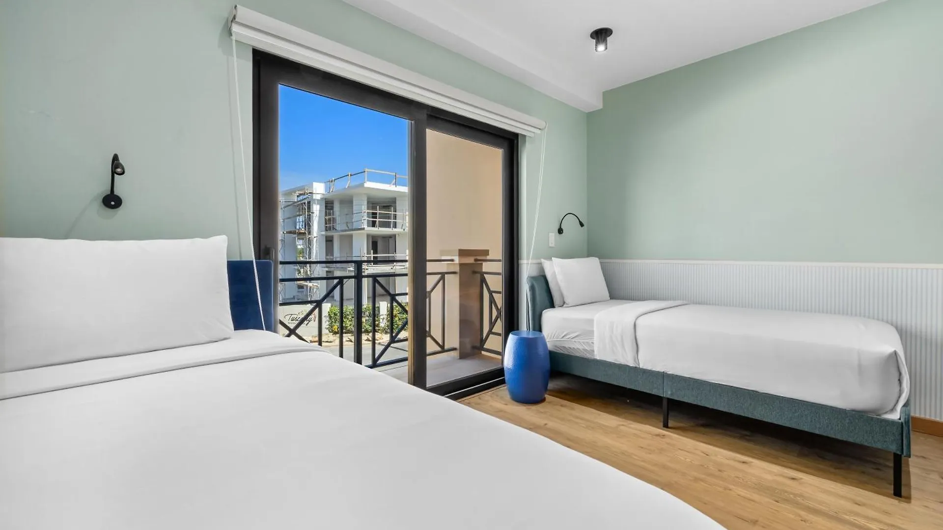 Bocobay Porta Al Sole - Luxury Condos 5 Min Walk To Ritz And Palm Beach